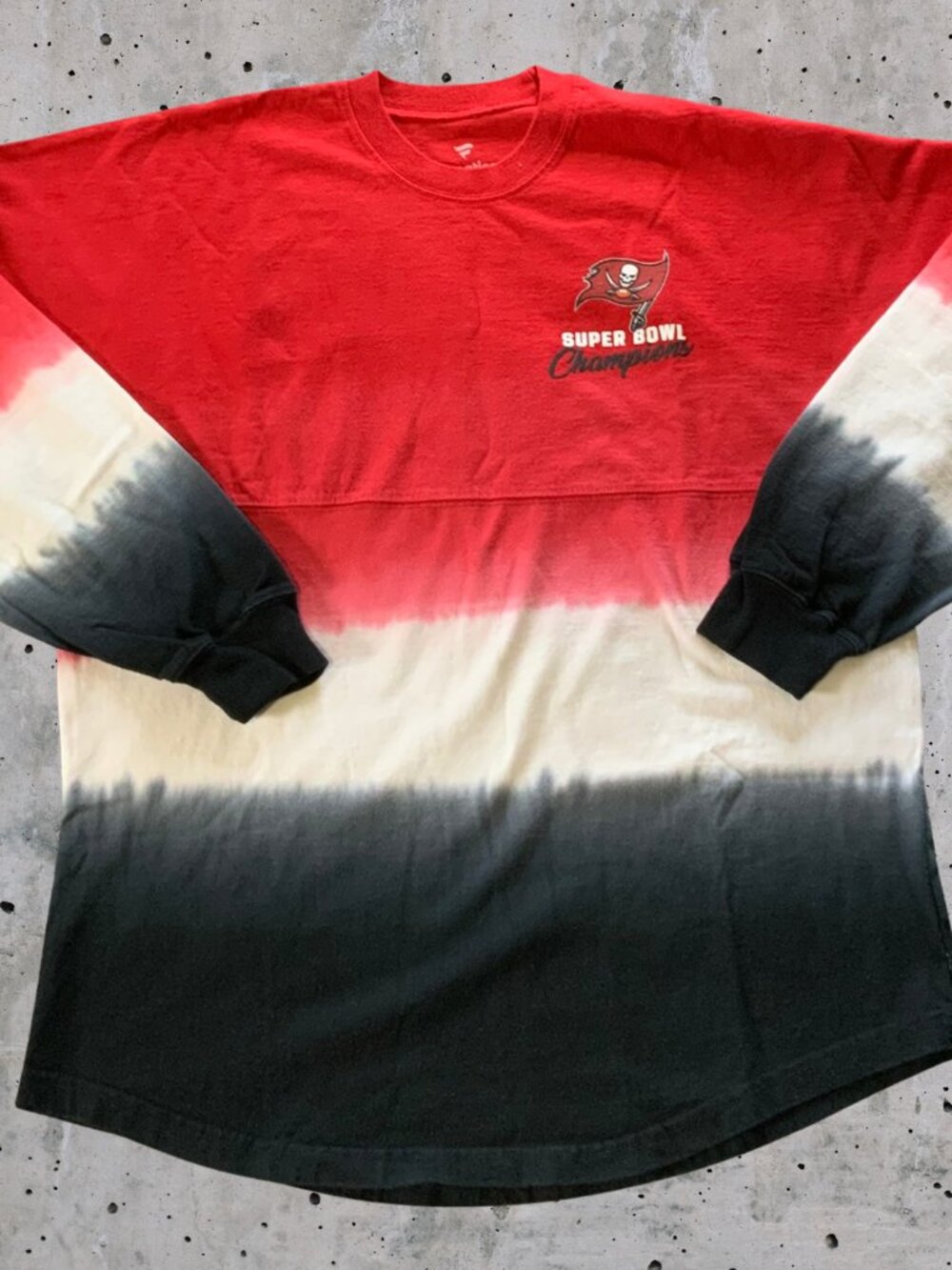 Fanatics Buccaneers Superbowl Champions LV Sized S Long Sleeve T-shirt (1298)